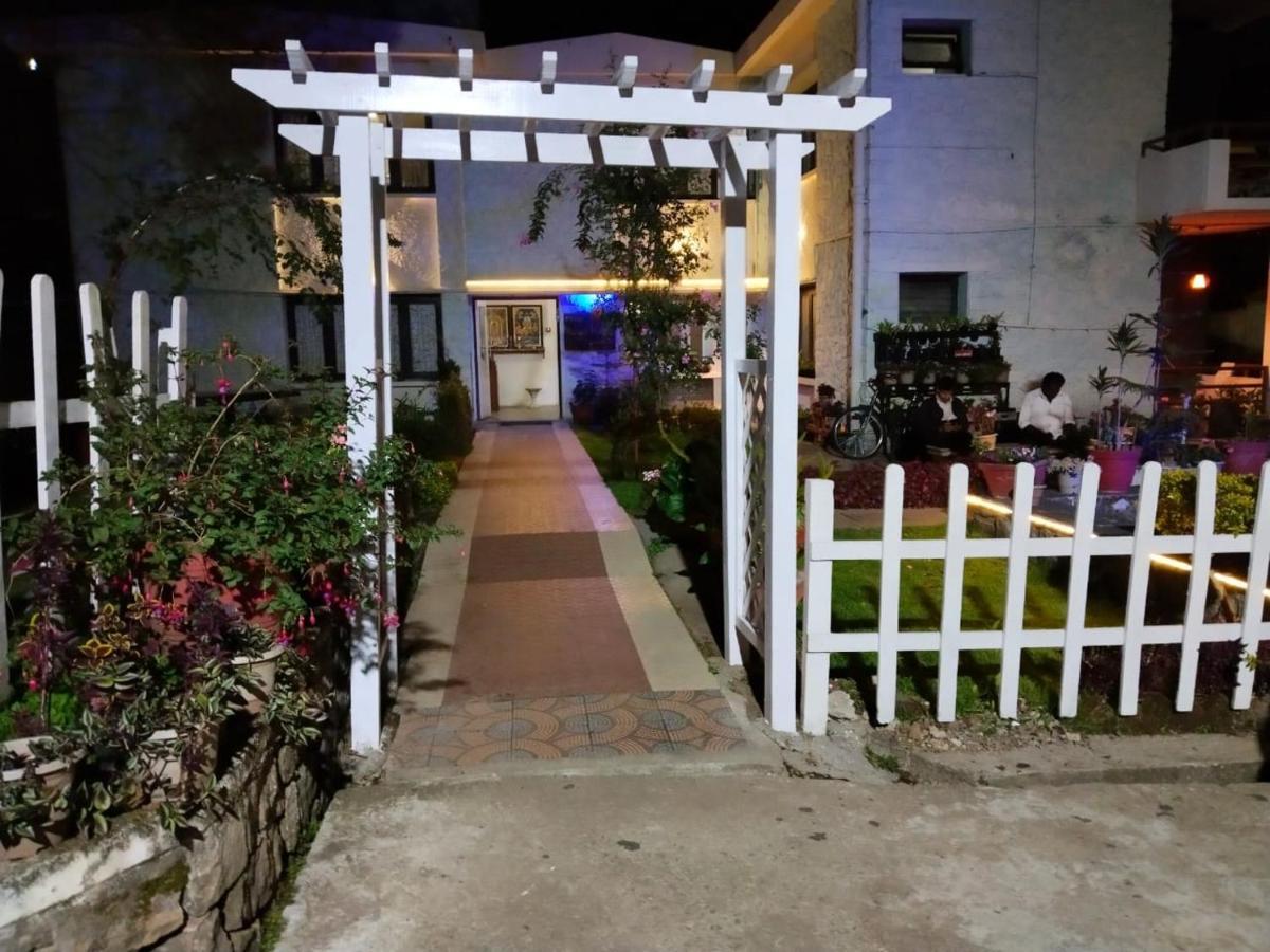 Hotel Seven Roads コダイカナル エクステリア 写真